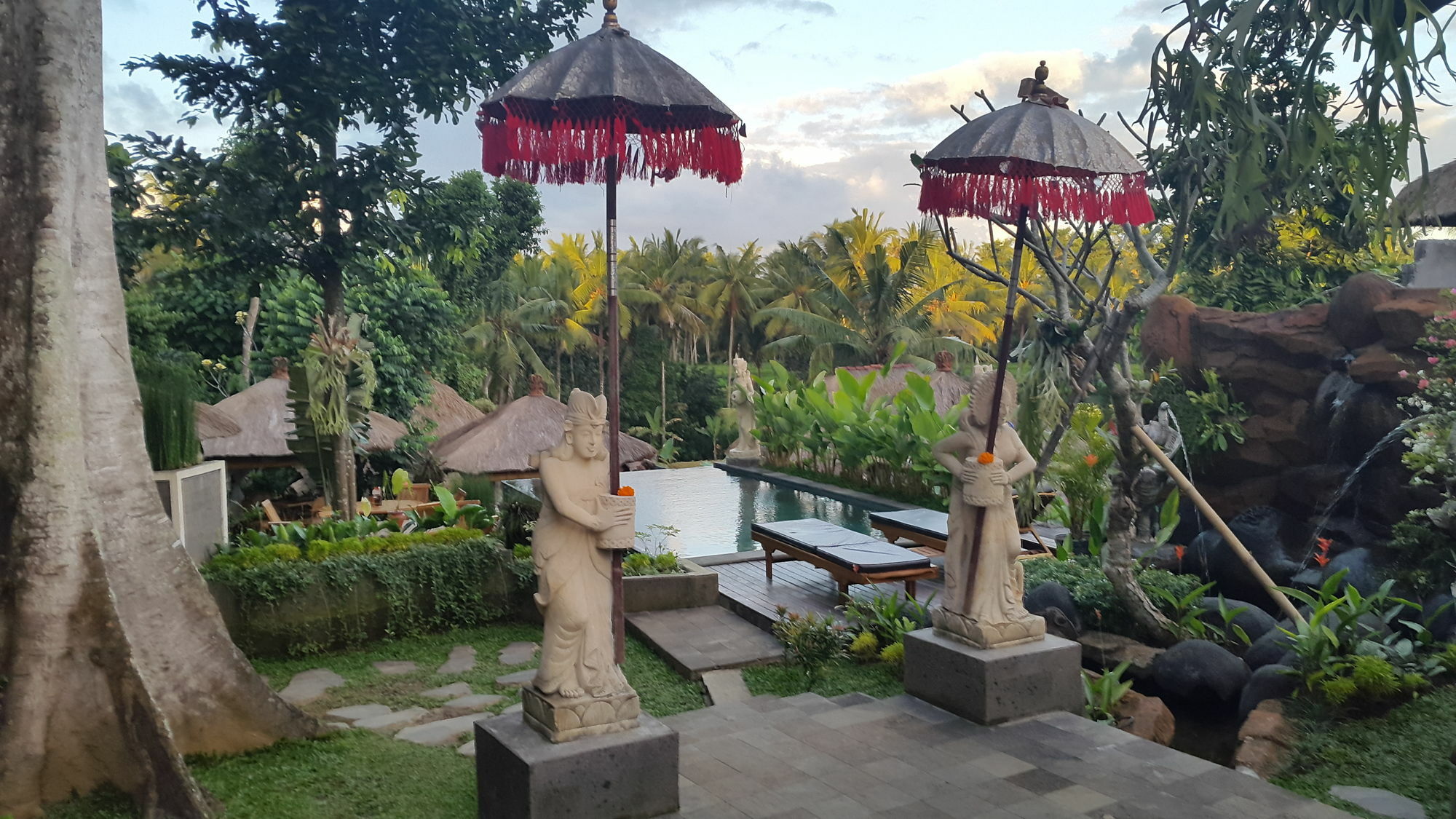 Liyer House Hotel Lodtunduh Exterior foto
